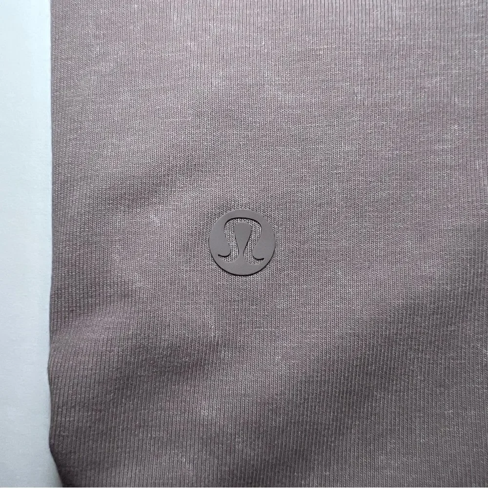 Lululemon Inner Glow Tight 28